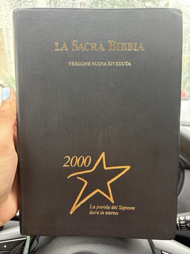 Sacra bibbia versione nuova - la,